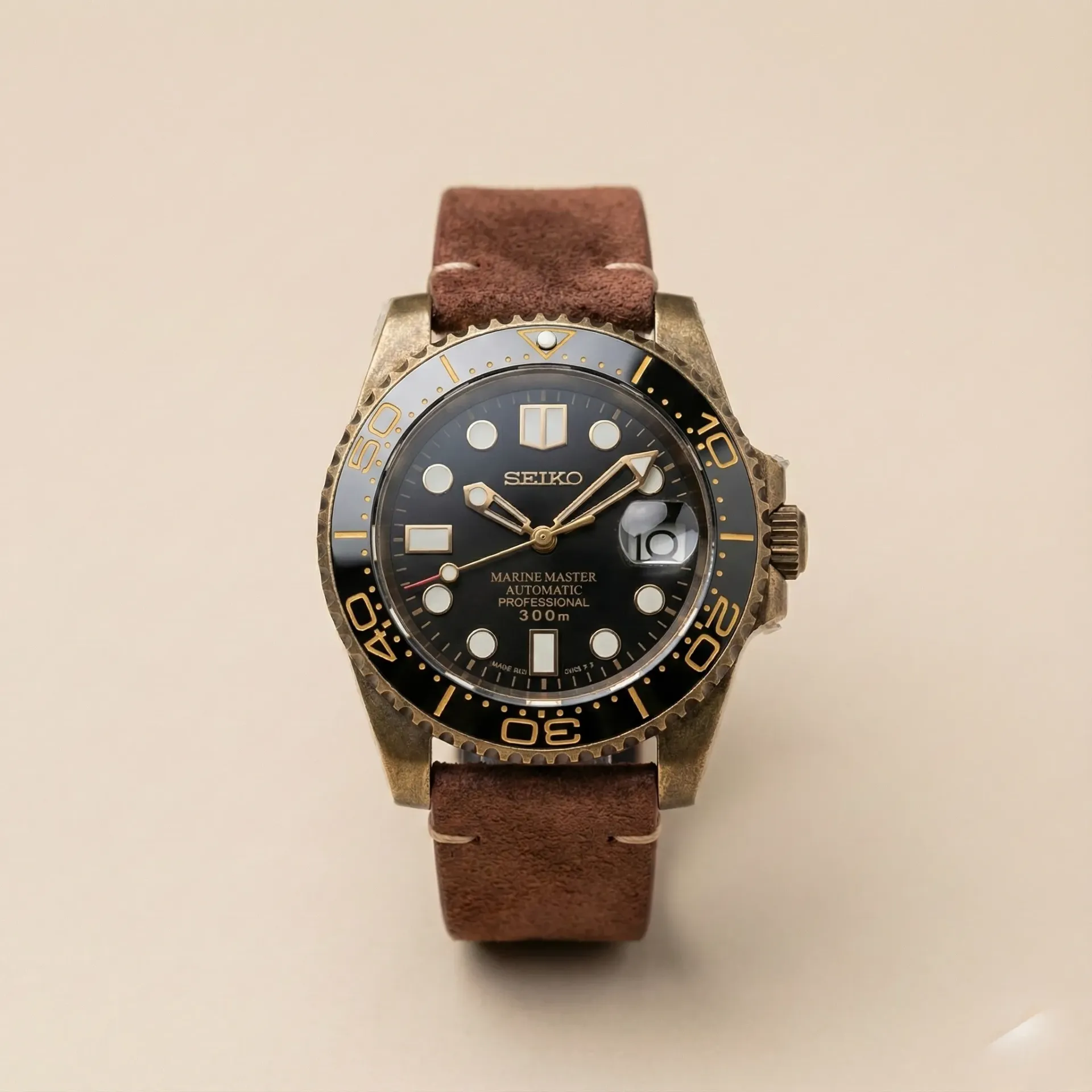 Seiko Mod Bronze Submariner – Living Case & Leather Strap (NH35)