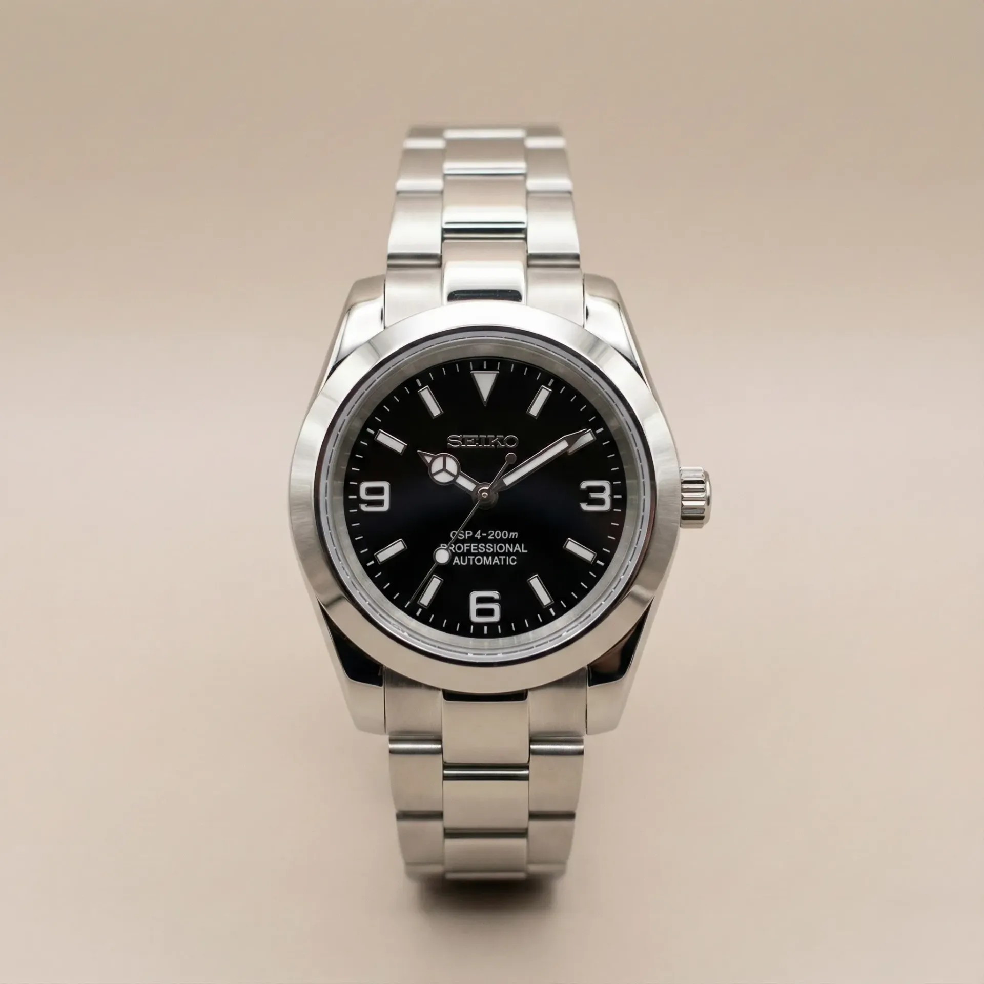 Seiko Mod Explorer "Classic Black" – Black Dial & Steel Case