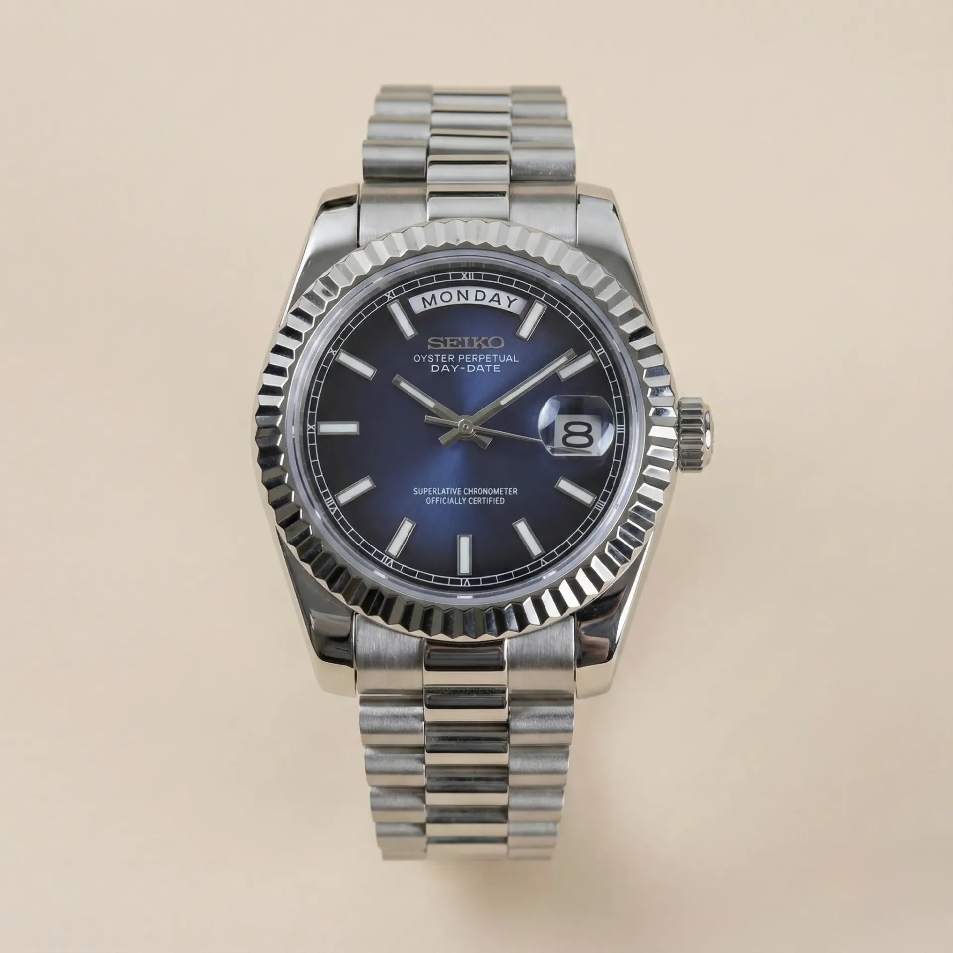 Seiko Mod Day-Date "President" Edition – Tam Gün & Tarih Göstergeli