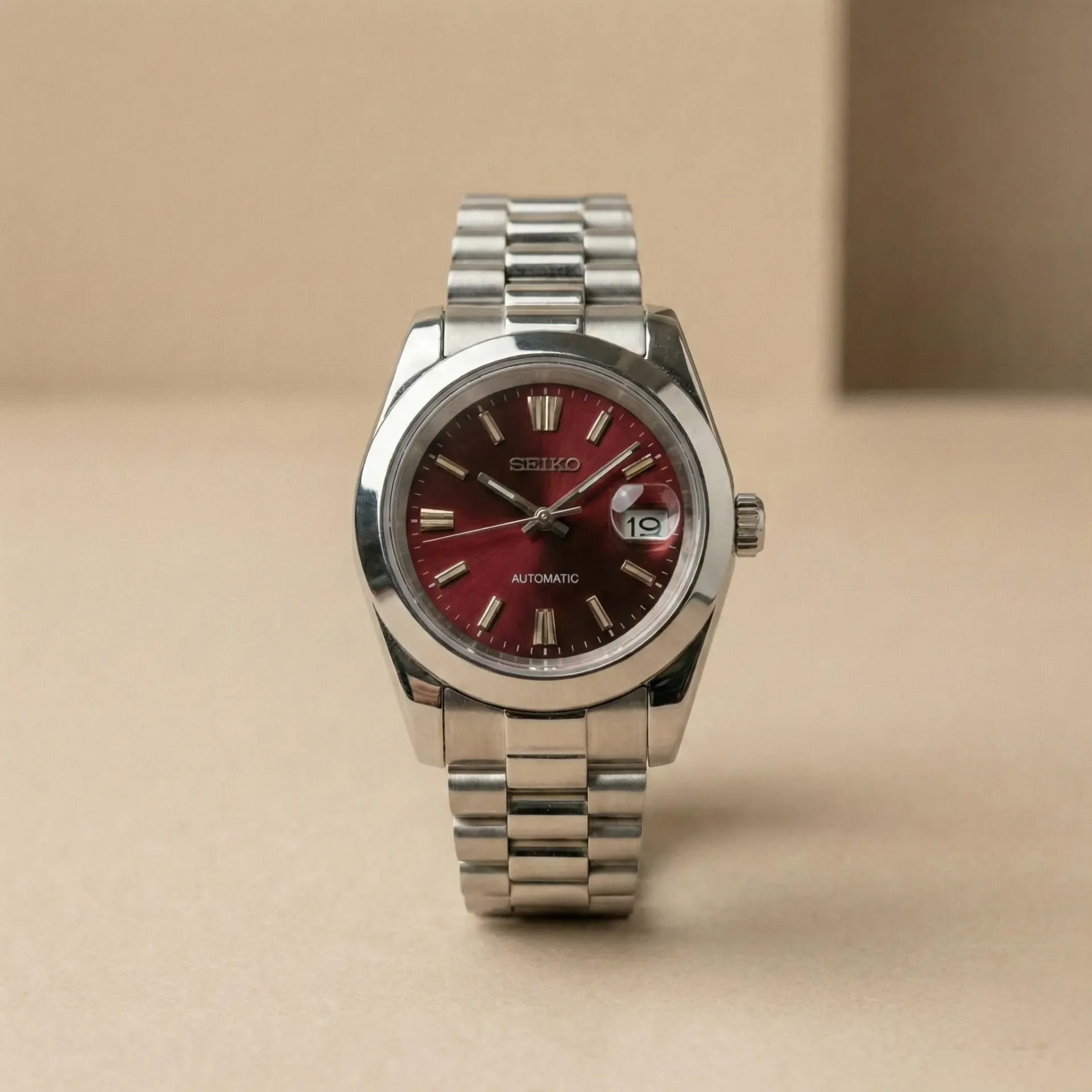 Seiko Mod Datejust "Burgundy" – Burgundy Sunburst Dial & President Bracelet