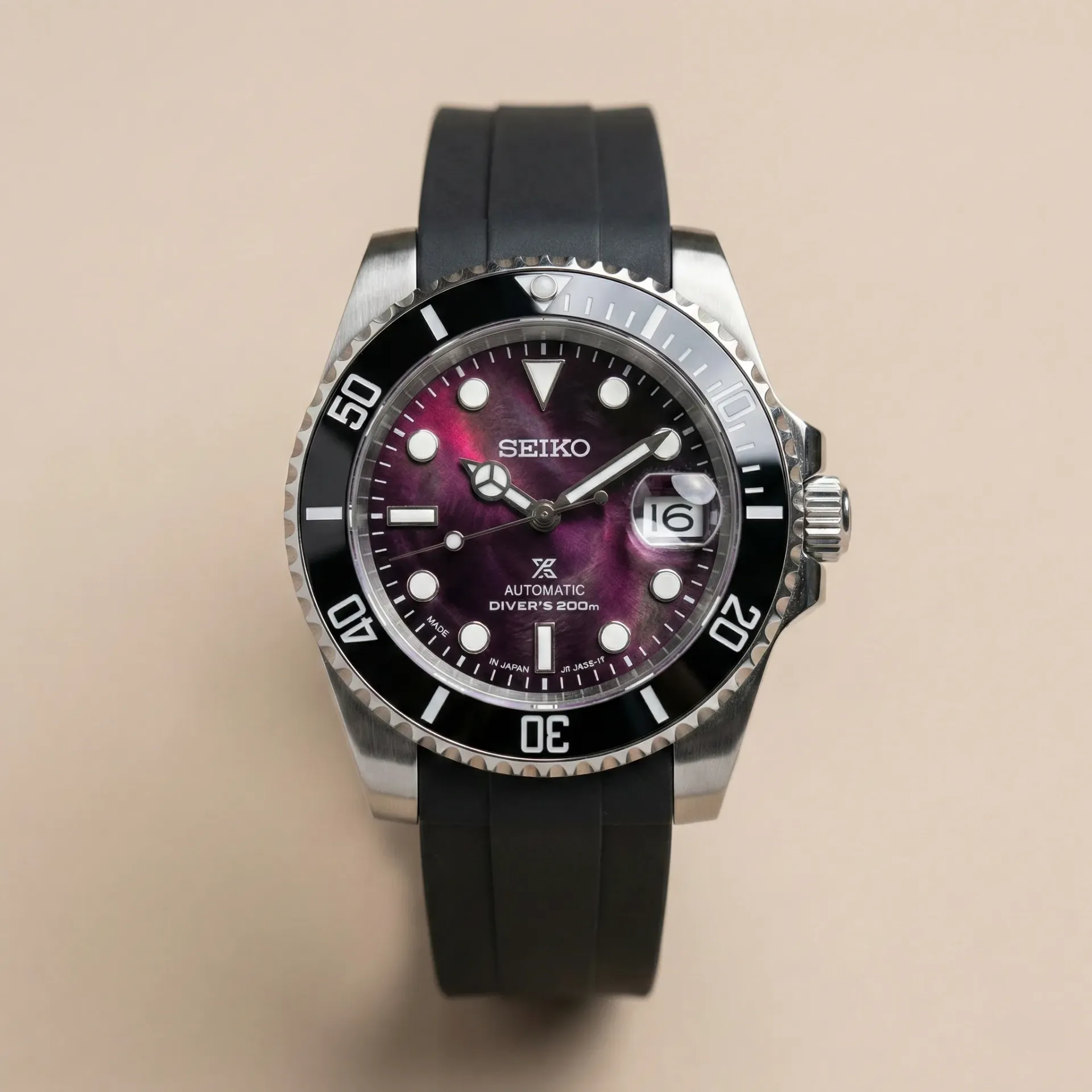 Seiko Mod "Midnight Purple" – Mor Sedef Dokulu Kadran & Siyah Kauçuk