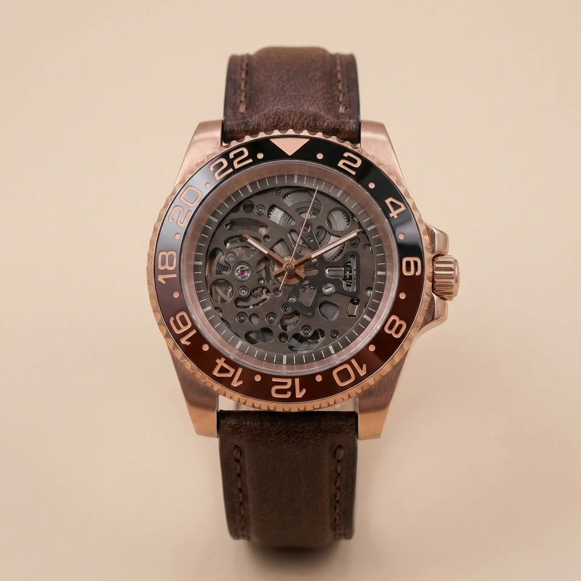 Seiko Mod Rose Gold – İskelet Kadran, GMT Bezel ve Safir Cam