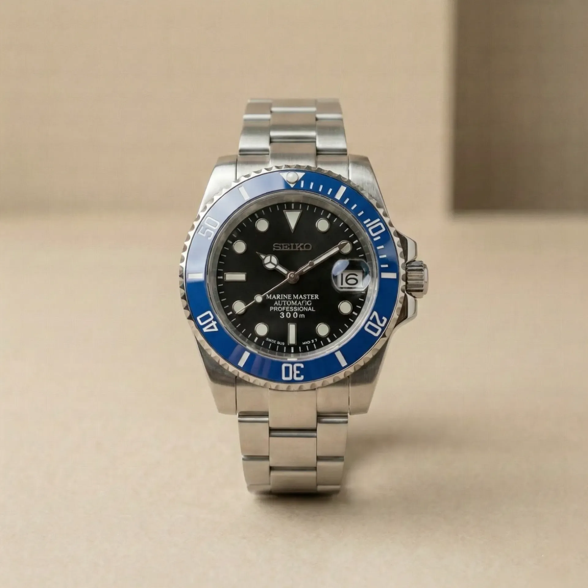 Seiko Mod Submariner Style – Mavi Bezel, Oyster Bilezik ve NH35